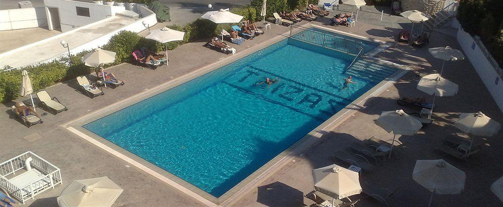Vrissaki Hotel Apartments Protaras Exterior foto